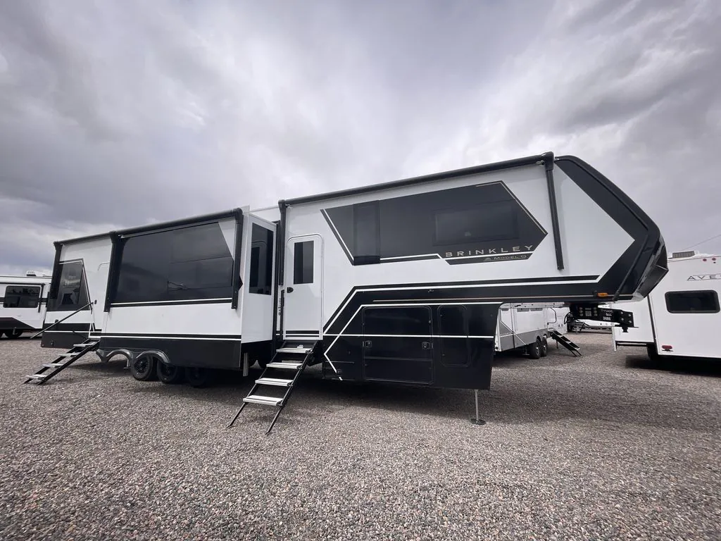 2026 Brinkley Model G 3970, Photos photo 2