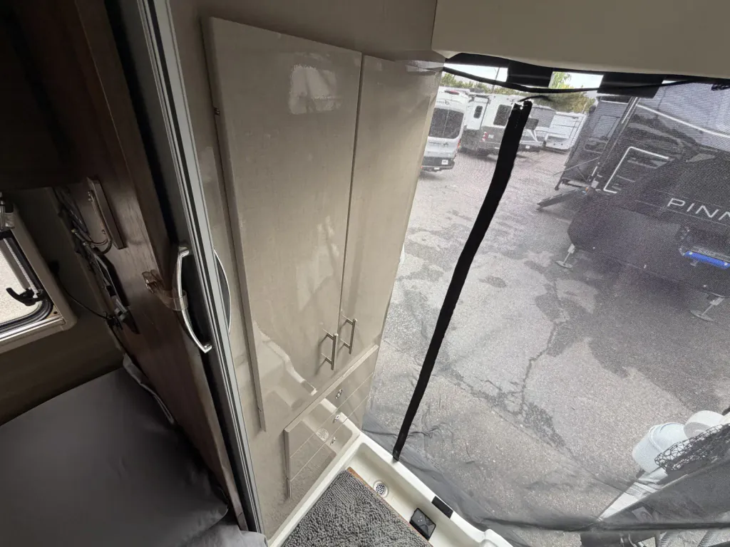 2020 Winnebago Travato 59KL, Photos photo 17