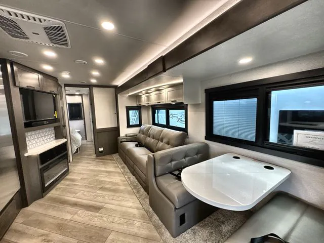 2027 Entegra Coach Accolade 37K, Photos photo 24