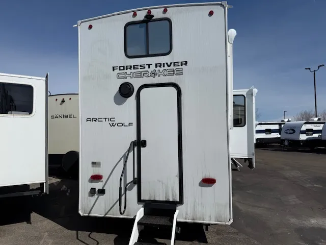 2026 CHEROKEE Arctic Wolf 38DST - Photo 4