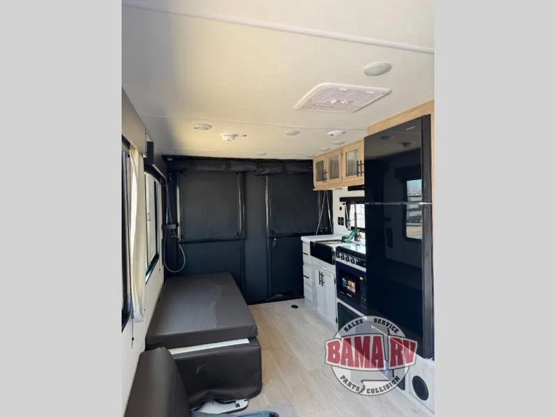 2026 Forest River Cherokee Grey Wolf 18RR - Photo 4