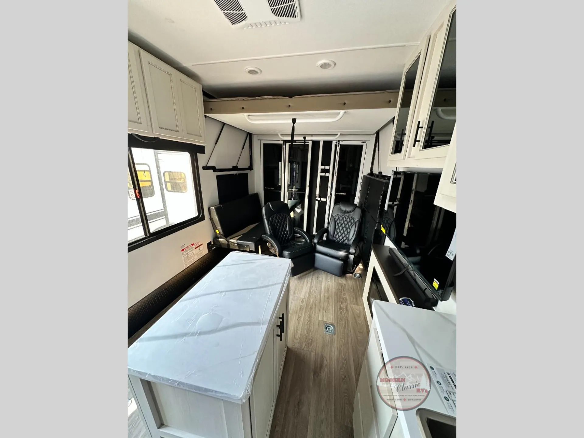 2027 Forest River Vengeance Rogue Armored 25L141 dealer photo 1 from Modern Classic RVs