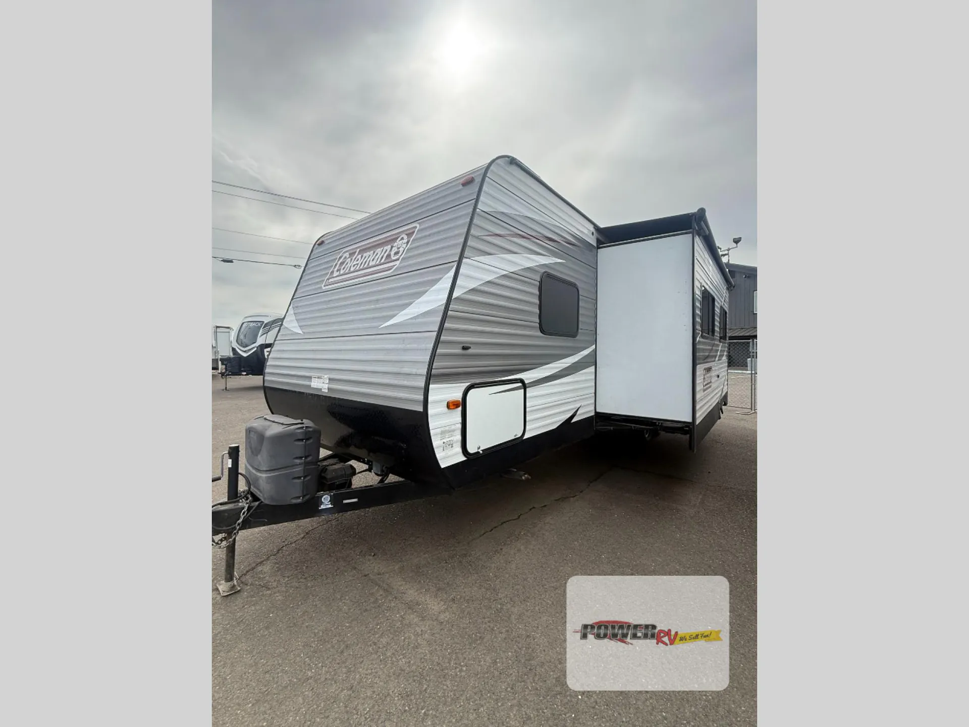 2017 Dutchmen Coleman Lantern 295QBWE - Photo 3