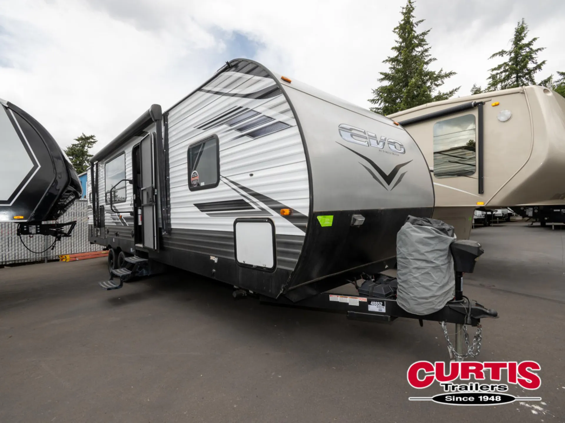 2022 Forest River EVO T2792 - Photo 2