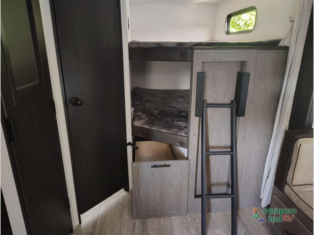 2025 Forest River Cherokee Alpha Wolf 26DBH, Photos photo 45