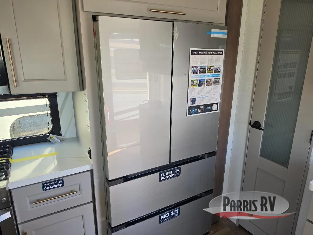 2026 Alliance RV Paradigm 310RL - Photo 3