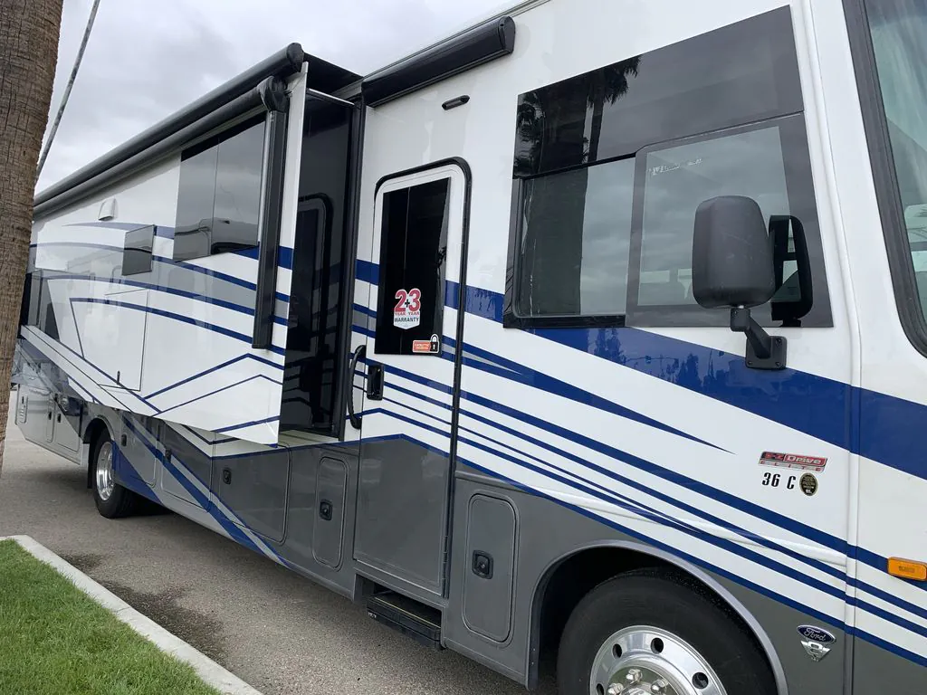 2026 Entegra Coach Vision XL 36C