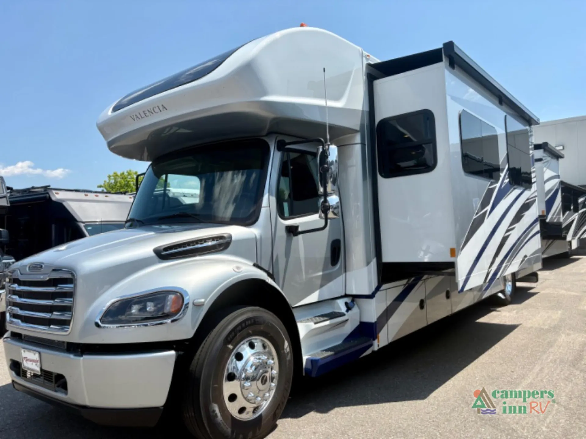2027 Renegade RV Valencia 39FW - Photo 3