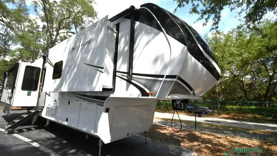 2026 Grand Design Solitude 417KB - Photo 2