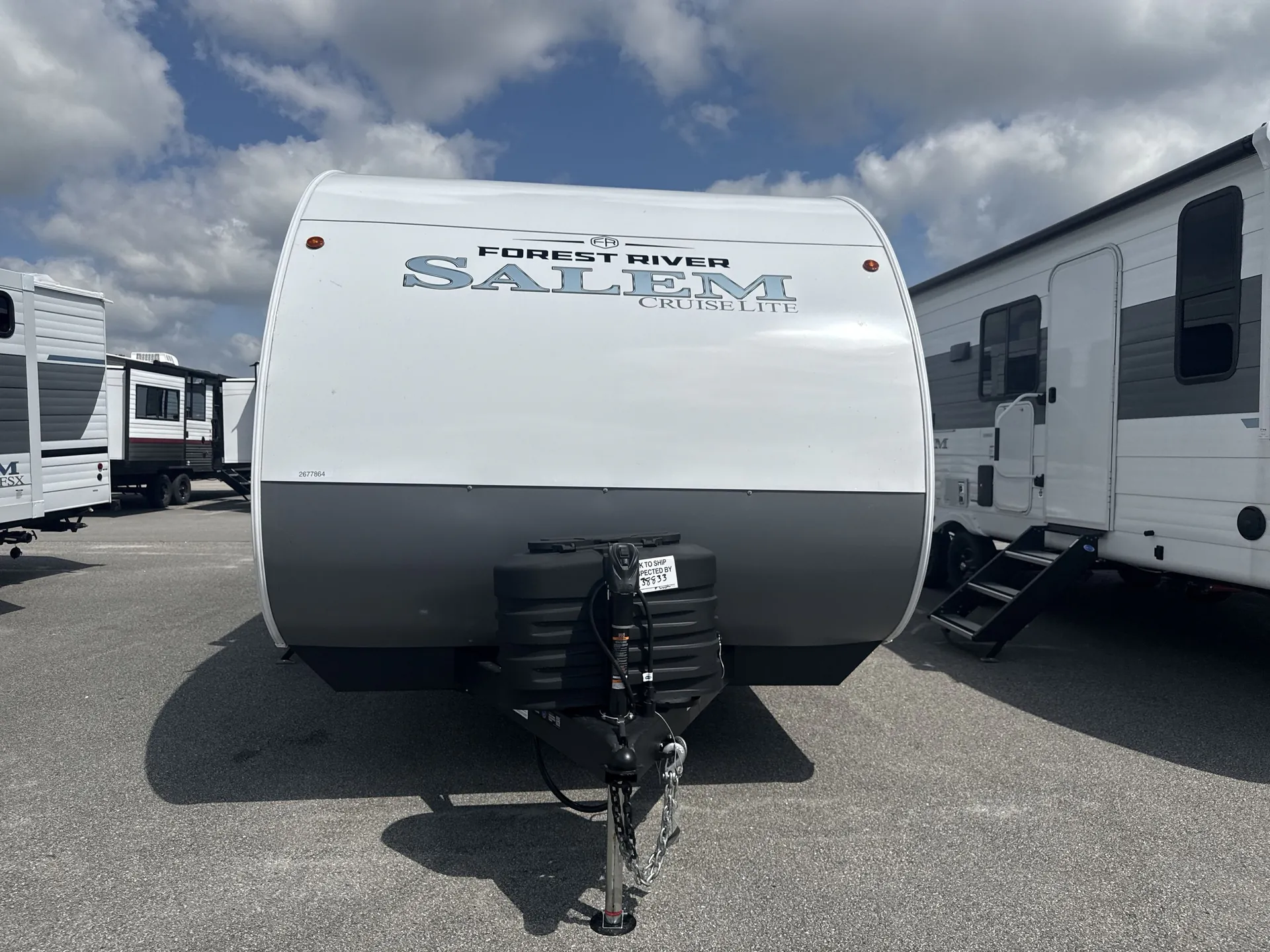 2027 Forest River Salem Cruise Lite 28VBXL — campside