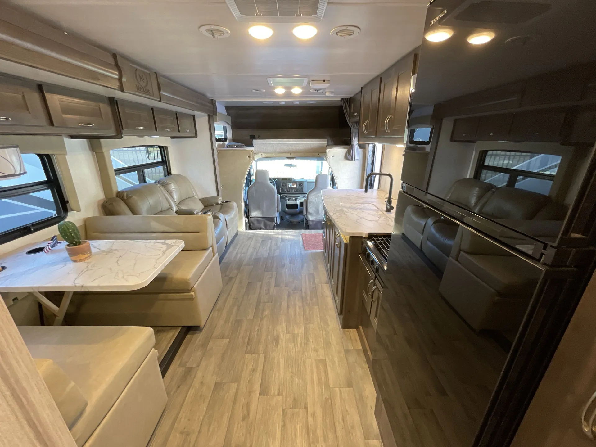 2024 nexus rv Triumph 31T — living area main