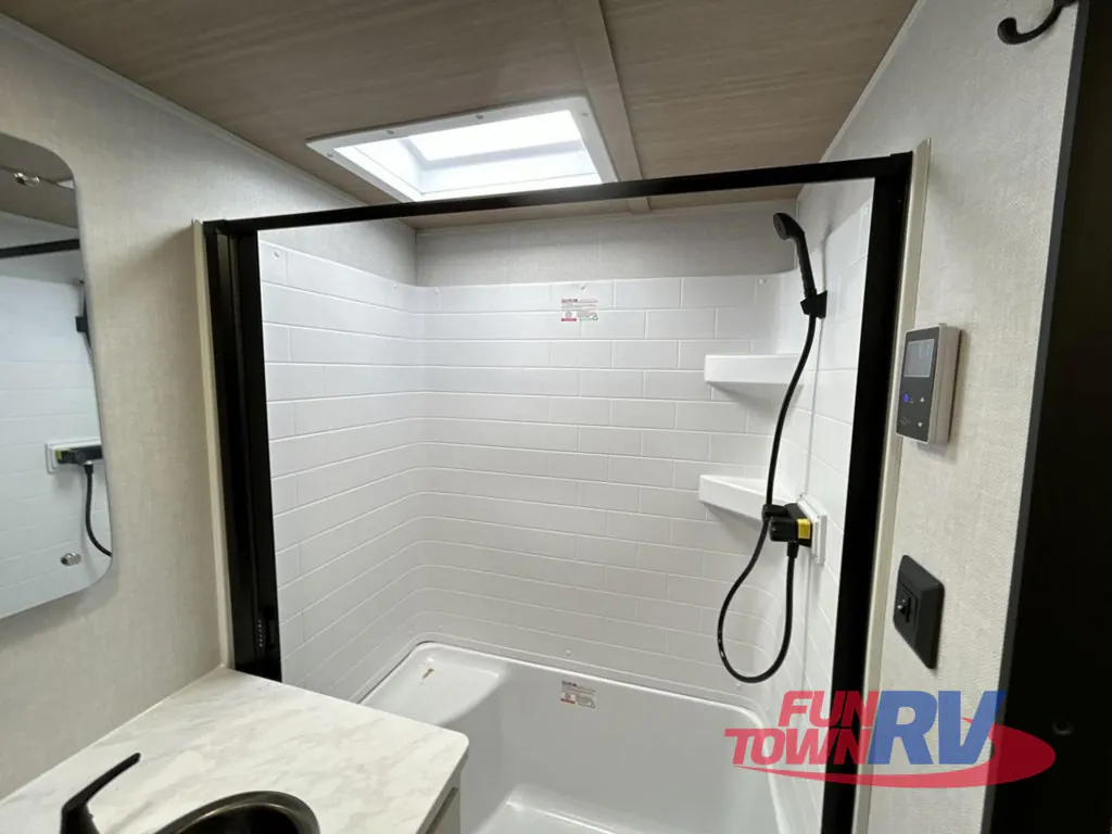 2026 Forest River Vibe Extreme Lite 2500FIK, Photos photo 24