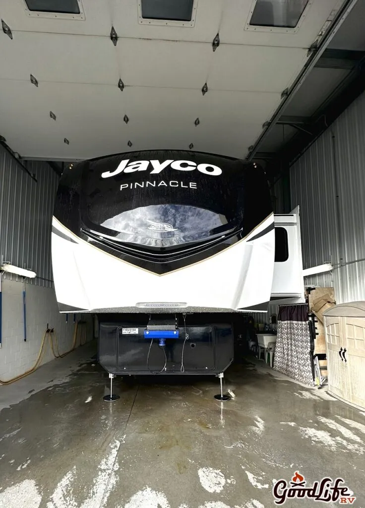 2026 Jayco Pinnacle 32RLTS - Photo 3