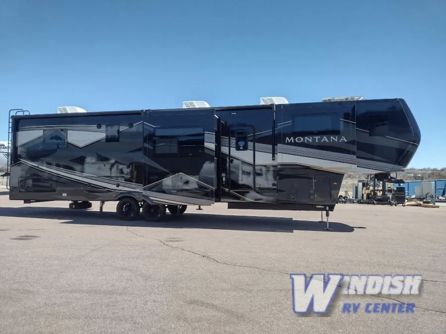 2025 Keystone Montana 3941FO - Photo 3