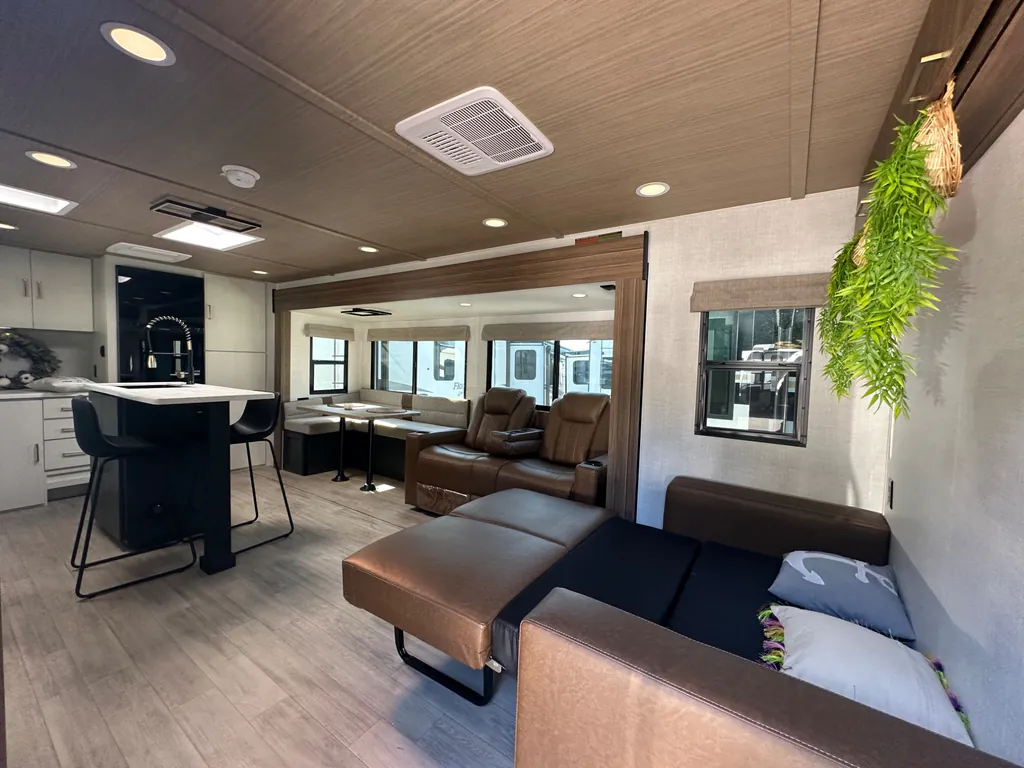 2026 Forest River Vibe 3400XL, Photos photo 29