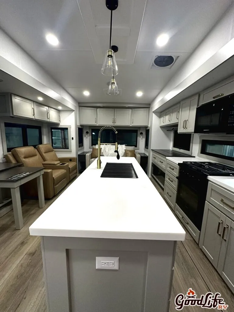 2026 Brinkley Model Z 3600, Photos photo 94