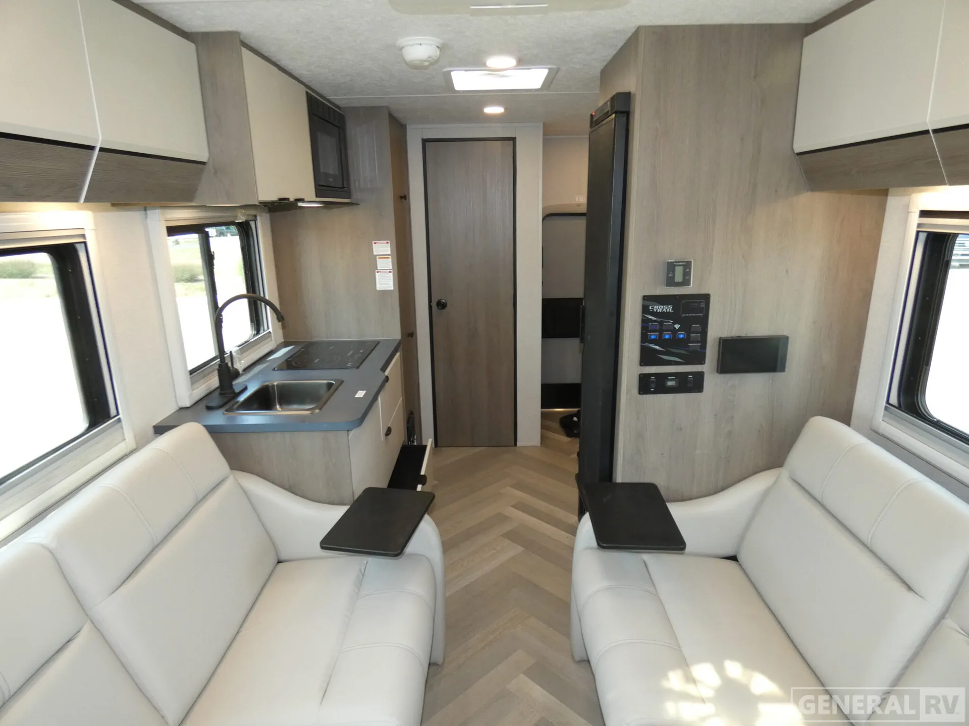 2026 Coachmen Cross Trail EV 20BH - Photo 3