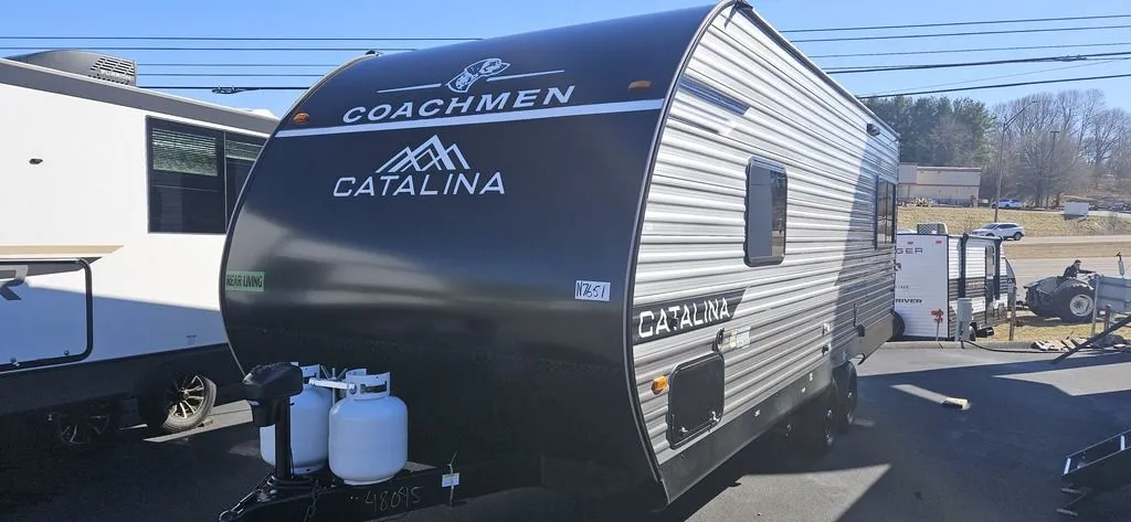 2026 Coachmen Catalina Summit Series 8 221EPIC Summit Series 8 221EPIC - Main photo