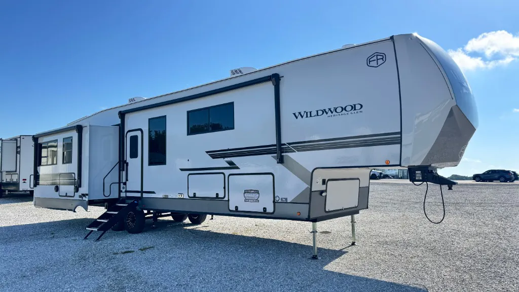 2027 Forest River Wildwood Heritage Glen 380WDR