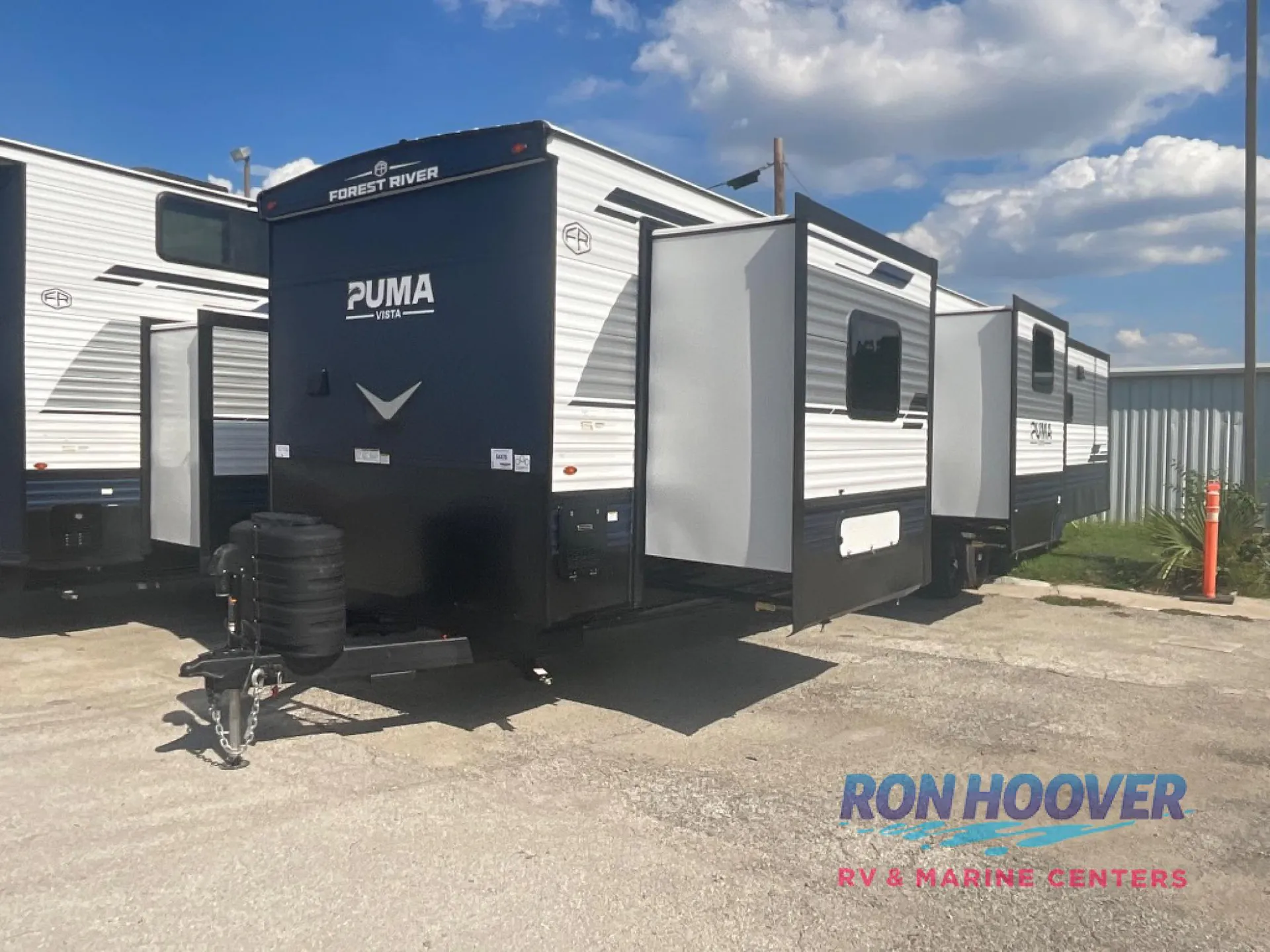 2026 Forest River Puma Vista 38RLB - Photo 3