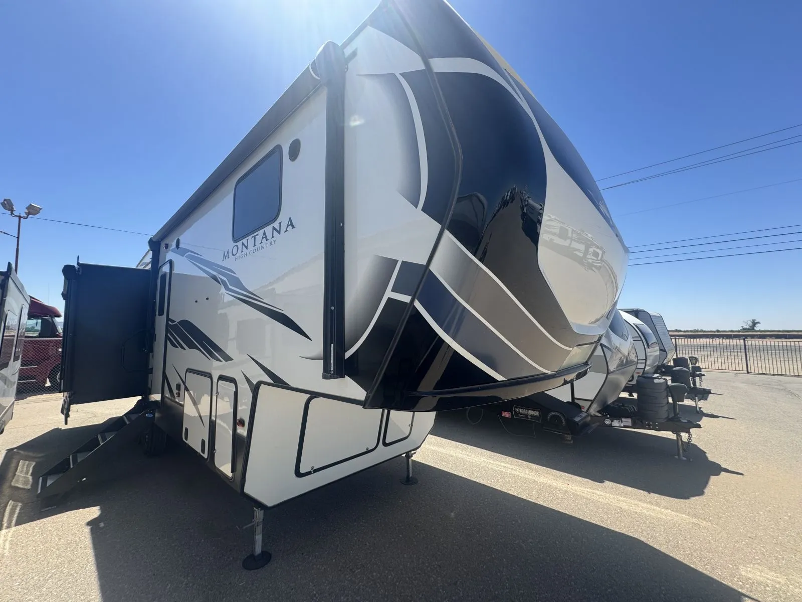 2021 Keystone Montana High Country 280CK - Photo 3