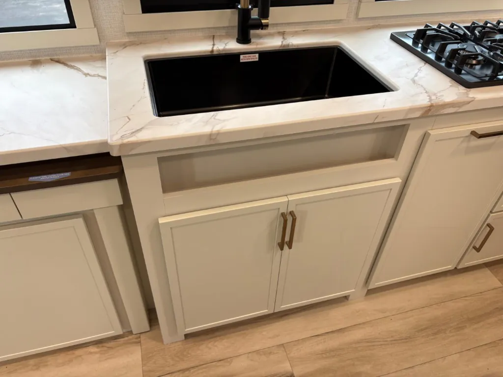 2026 Brinkley Model Ix 20X, Photos photo 17