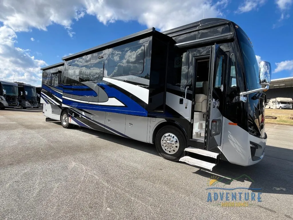 2026 Tiffin Phaeton 40 IH - Photo 2