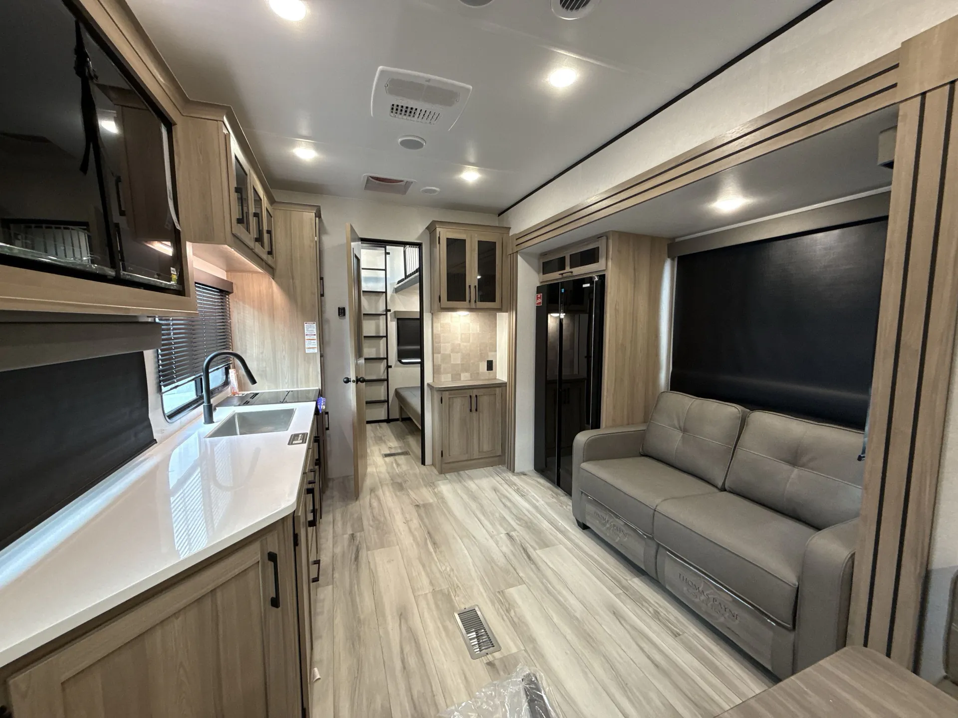 2026 Keystone Coleman Legacy 3000LOFT - Photo 4