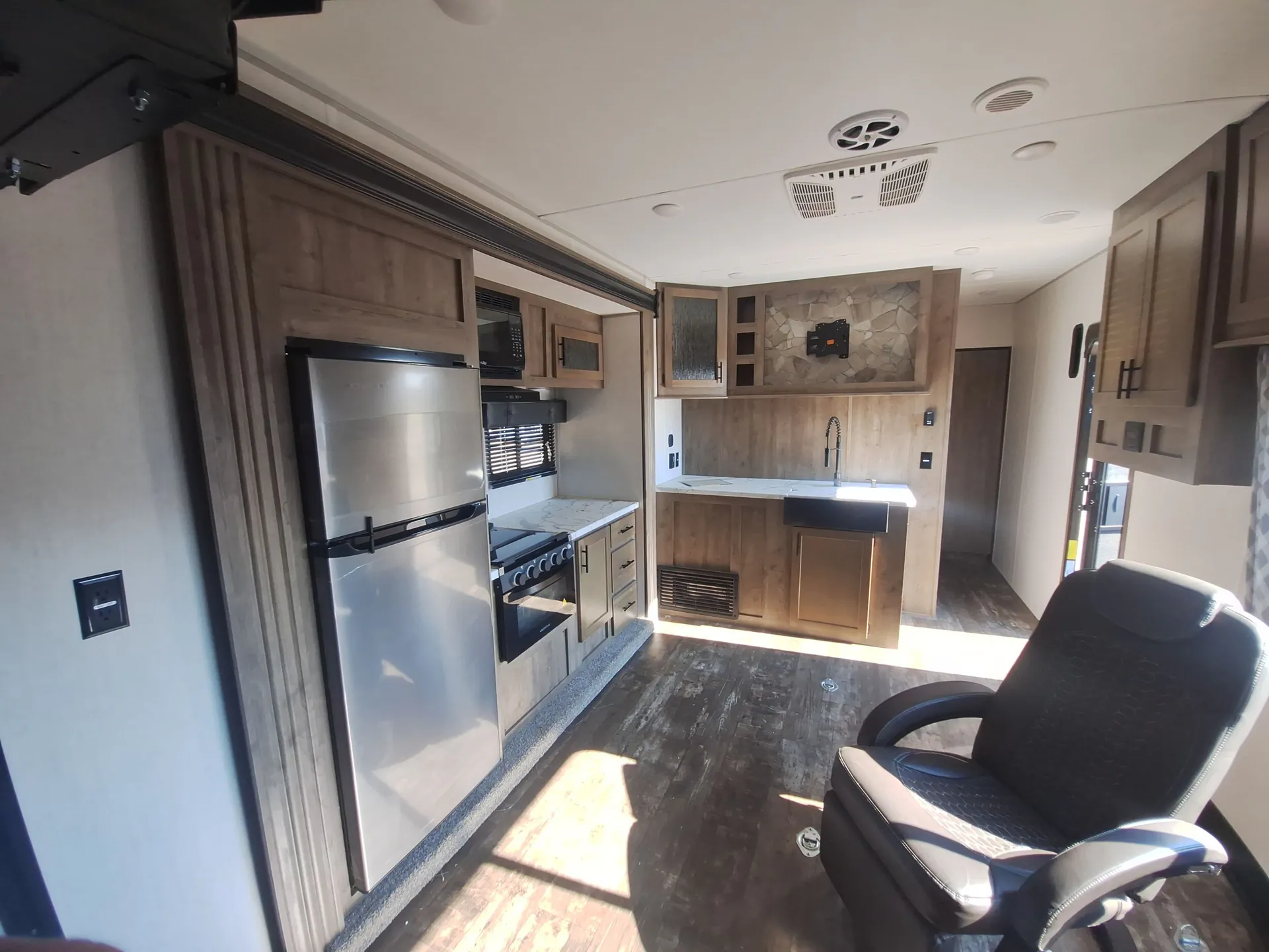 2022 Forest River Cherokee Wolf Pack 23PACK15 — living area main