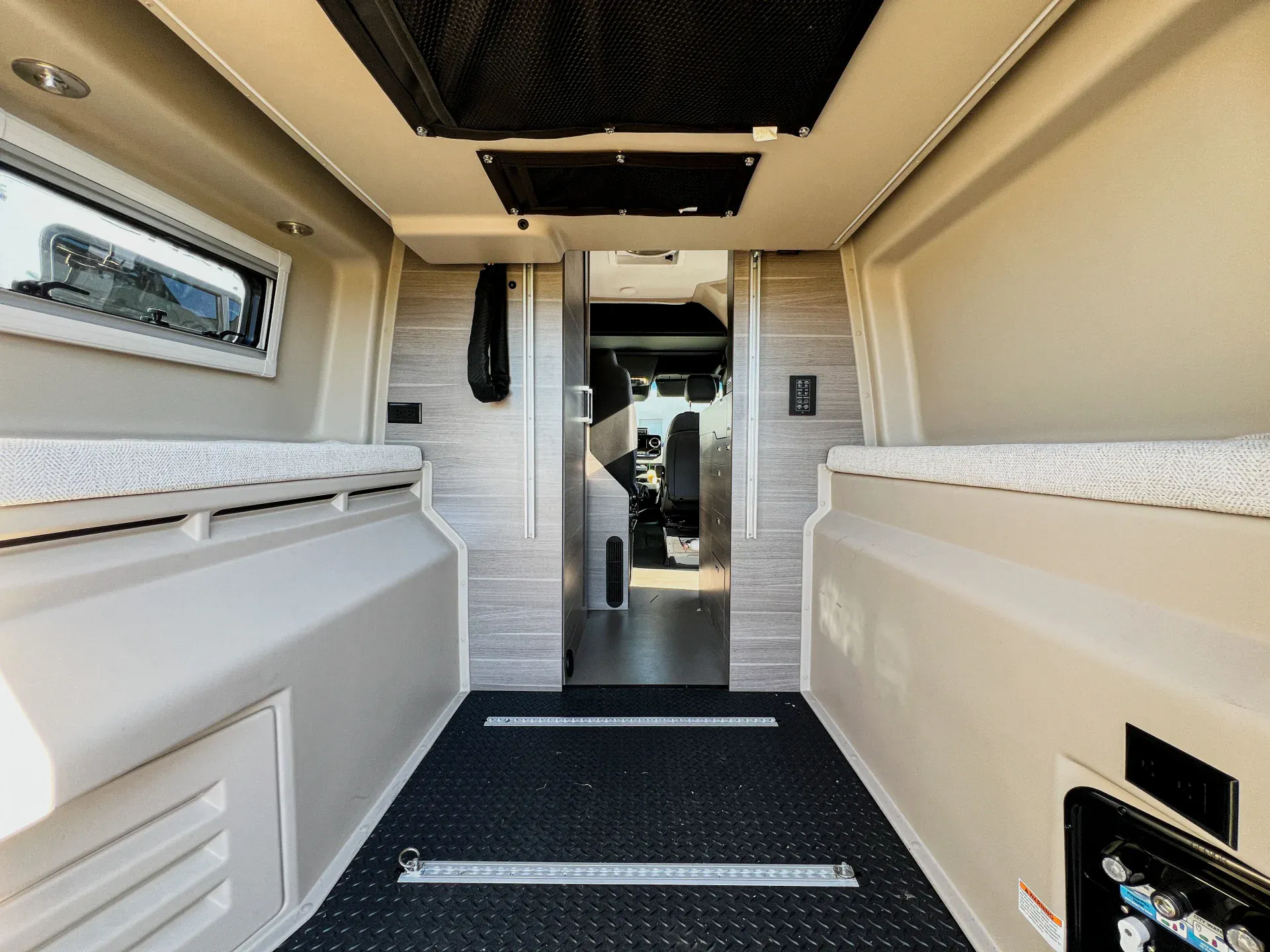 2025 Jayco Terrain 19YG - Photo 4