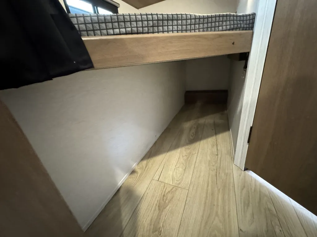2027 Coachmen Apex Nano 186BH, Photos photo 14