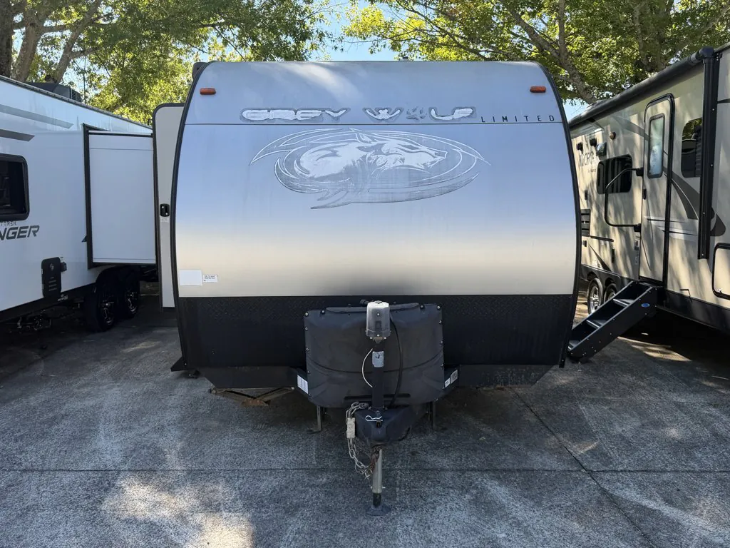 2019 Forest River Cherokee Grey Wolf 19SM, Photos photo 2