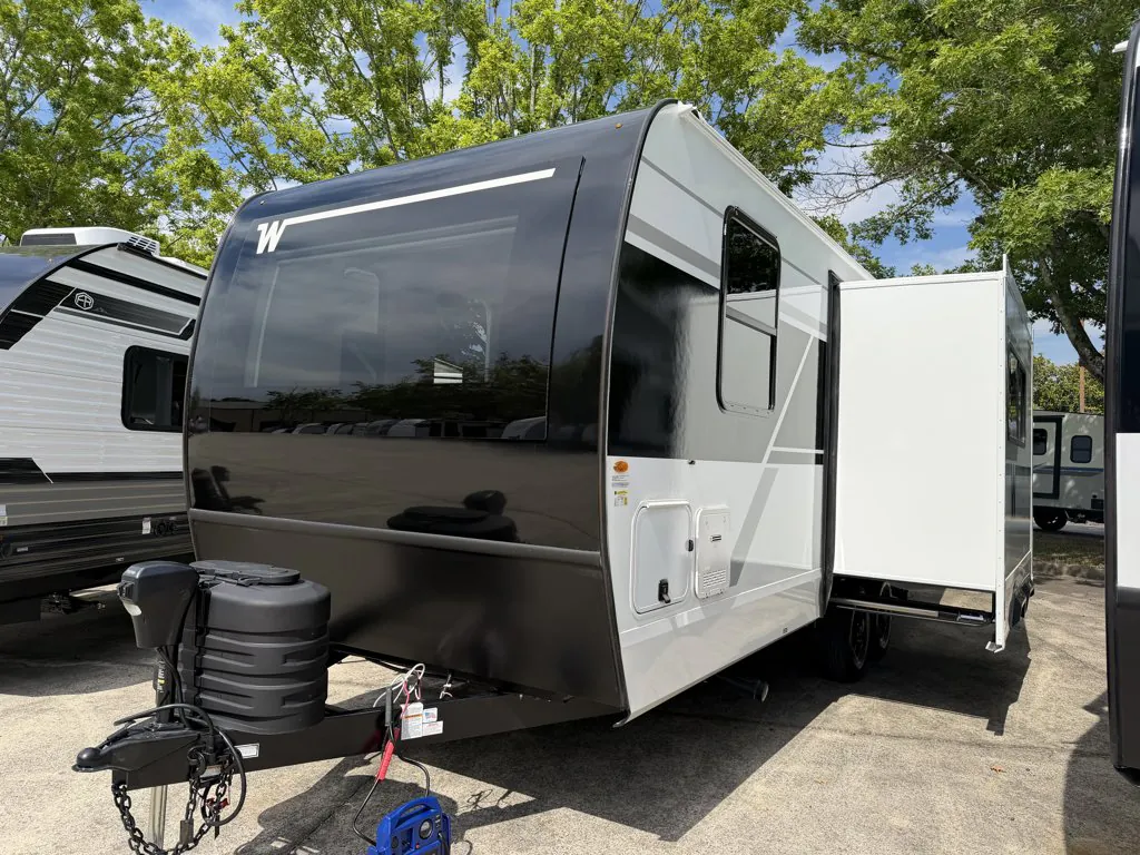 2026 Winnebago Thrive 22RBS - Photo 4