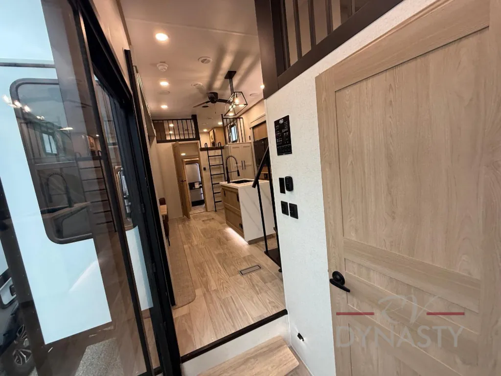 2026 Forest River Sandpiper Destination Trailers 41DUPLEX, Photos photo 17