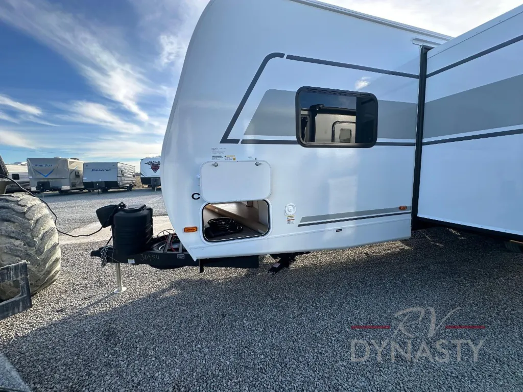 2025 Coachmen Freedom Express Select 31SE, Photos photo 6