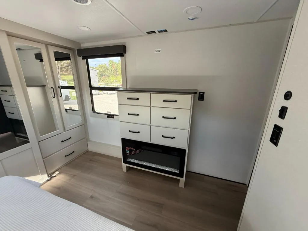2026 Grand Design Momentum 399M, Photos photo 70