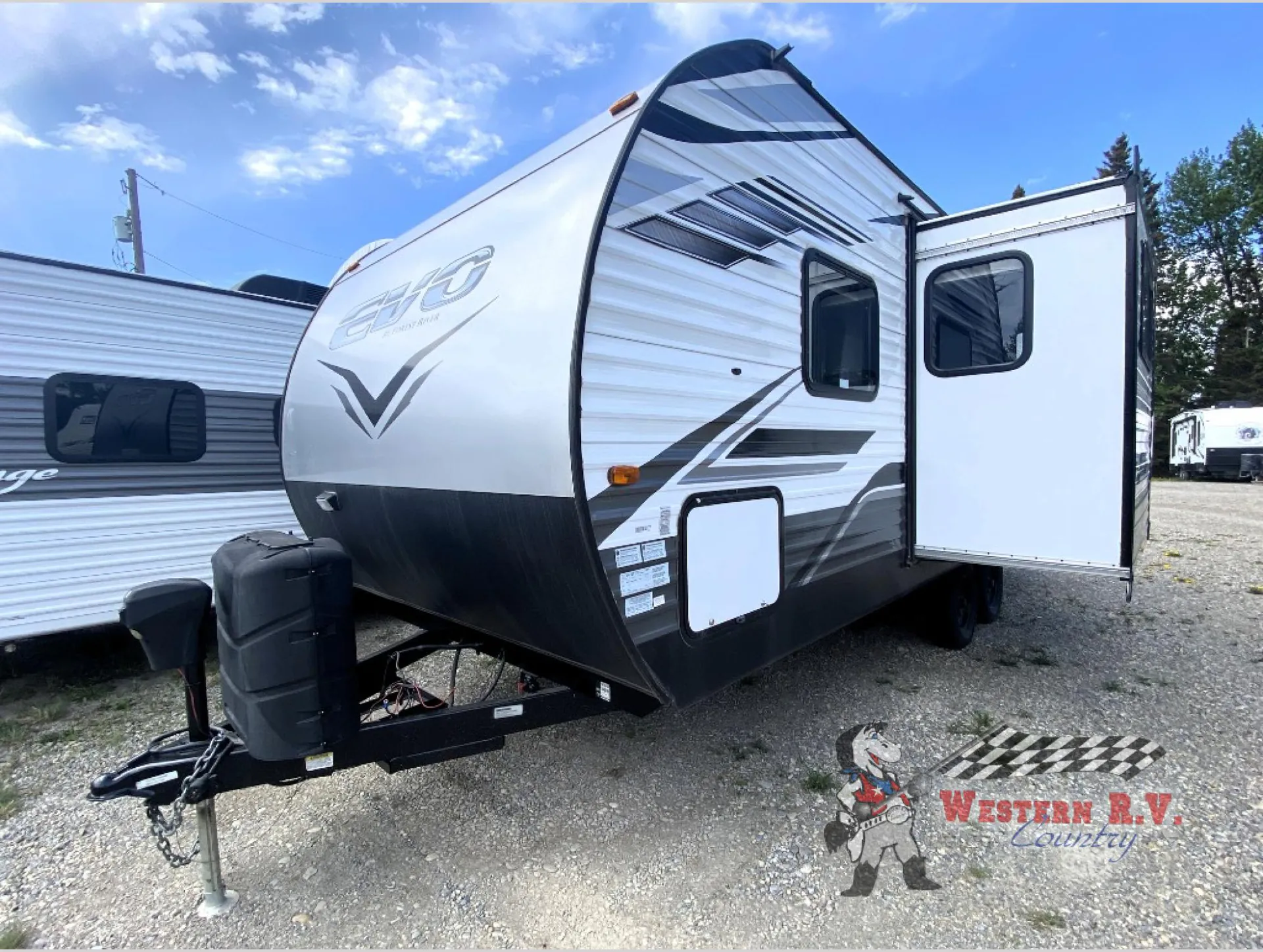 2022 Forest River EVO T2160 - Photo 4