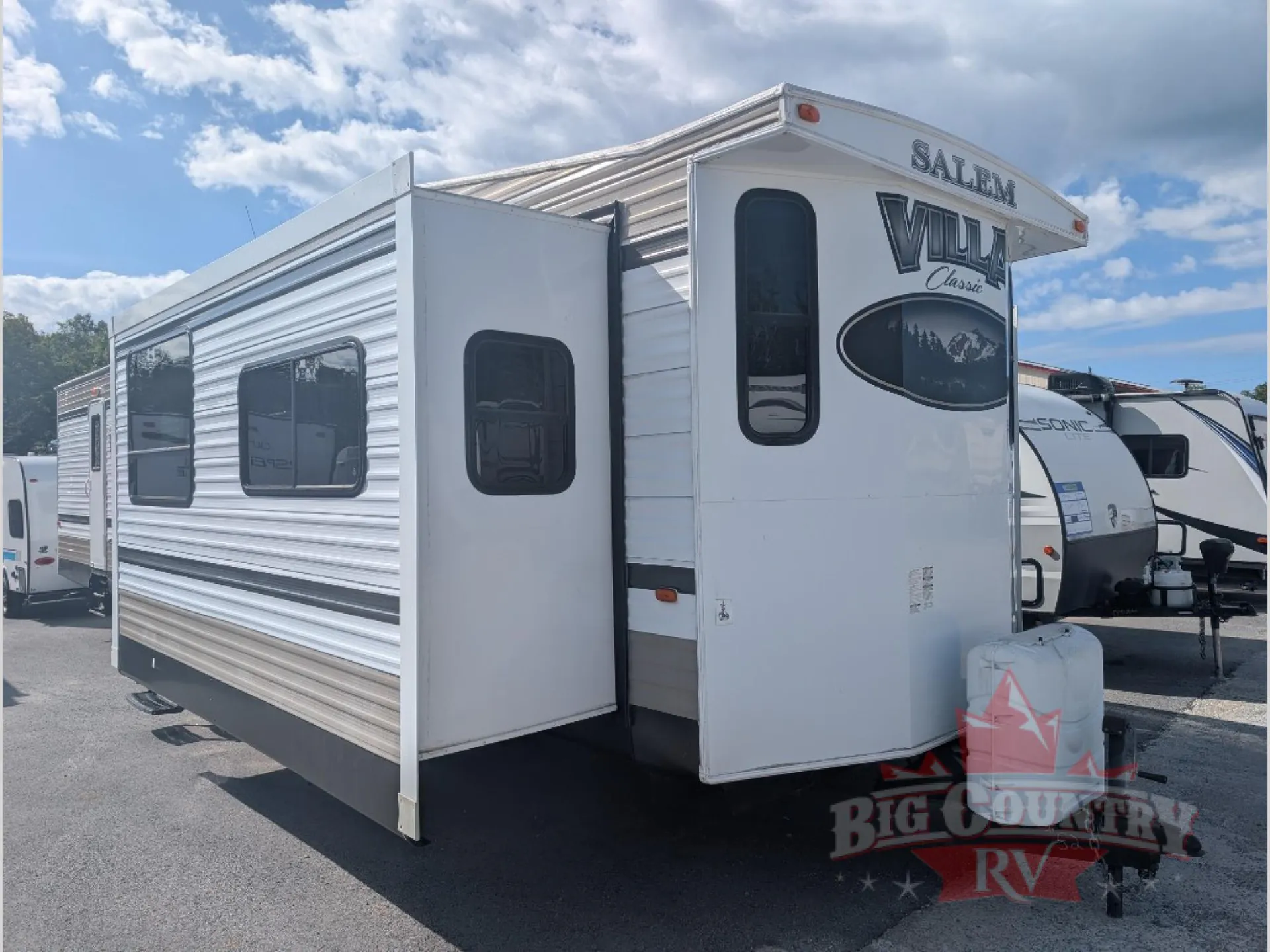 2014 Forest River Salem Villa 400FLT dealer photo 1 from Big Country RV
