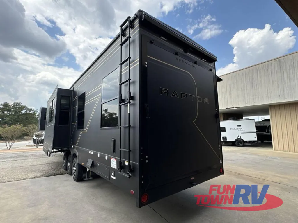 2026 Keystone Raptor 441, Photos photo 5