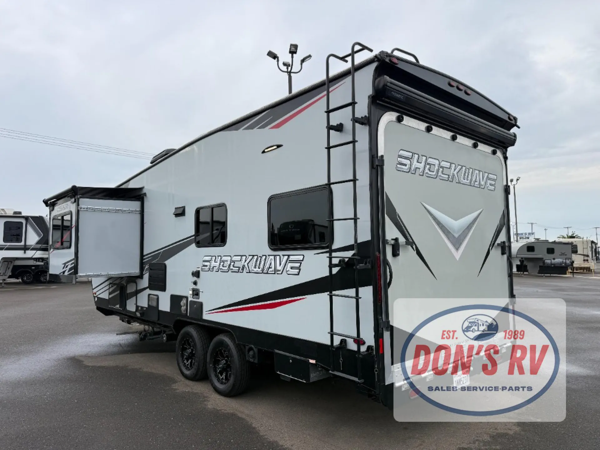 2021 Forest River Shockwave 24QSGMX - Photo 4