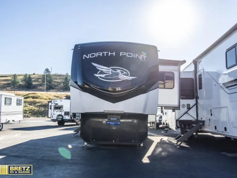 2022 Jayco North Point 377RLBH - Photo 3