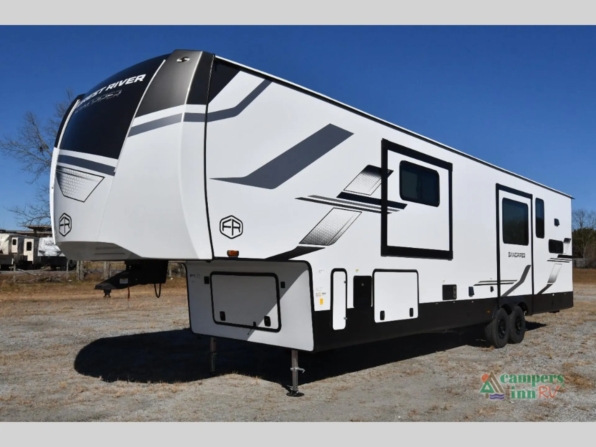 2026 Forest River Sandpiper 3800RK — Photo 5