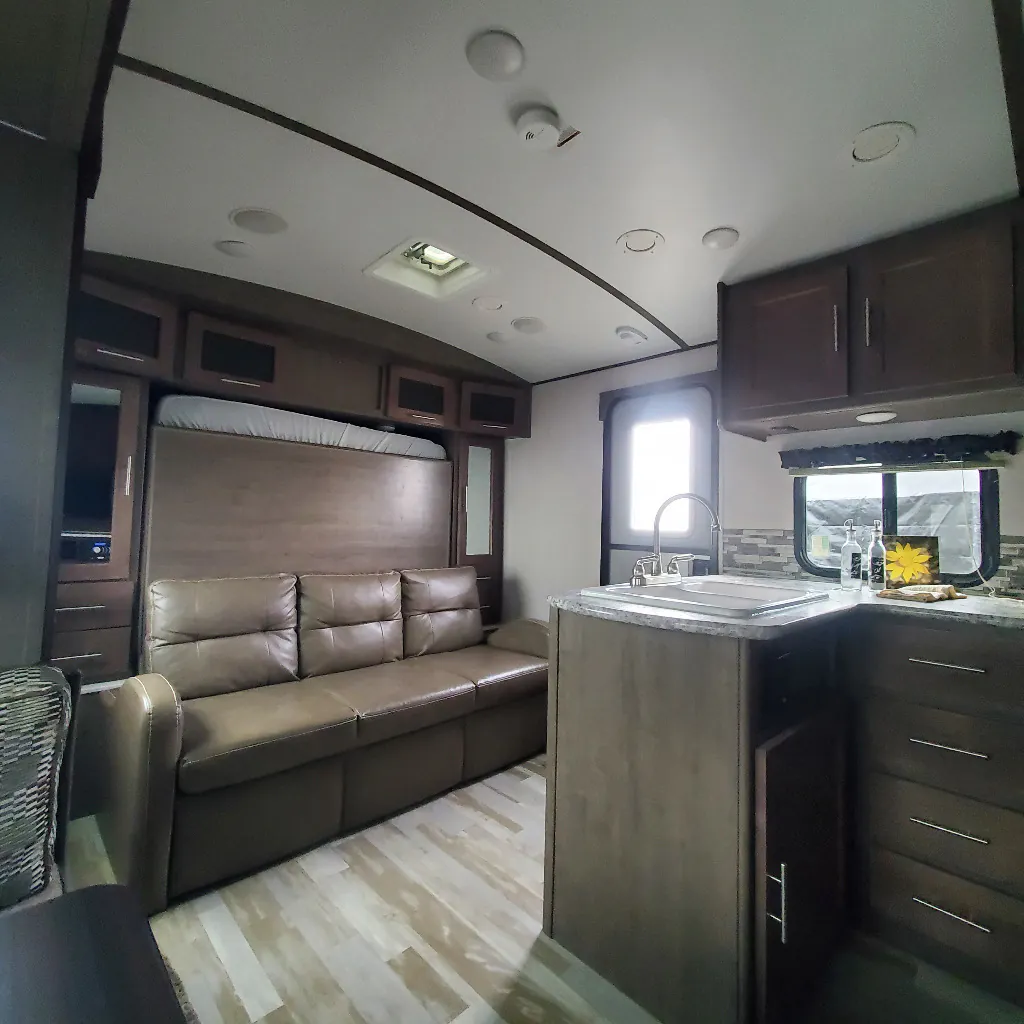 2018 Forest River Surveyor Legend 200MBLE - Photo 4