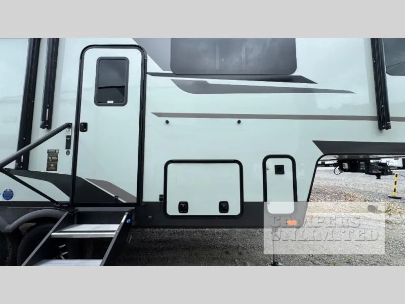 2027 Forest River Rockwood Signature 290SFK - Photo 4