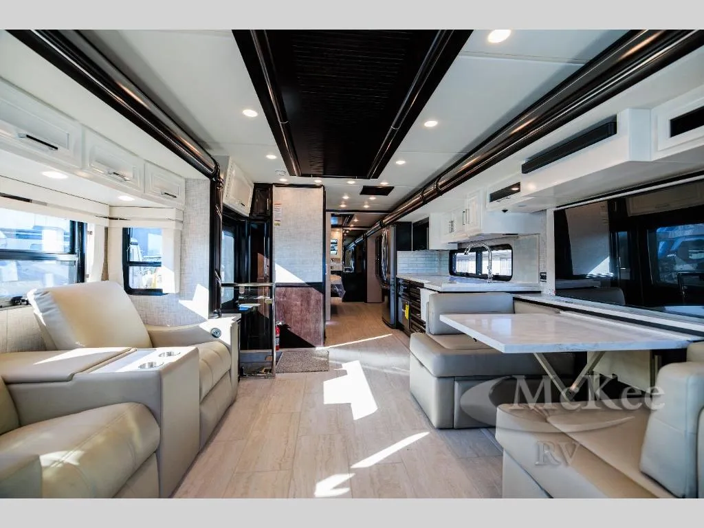2026 Newmar Supreme Aire 4341 - Photo 3