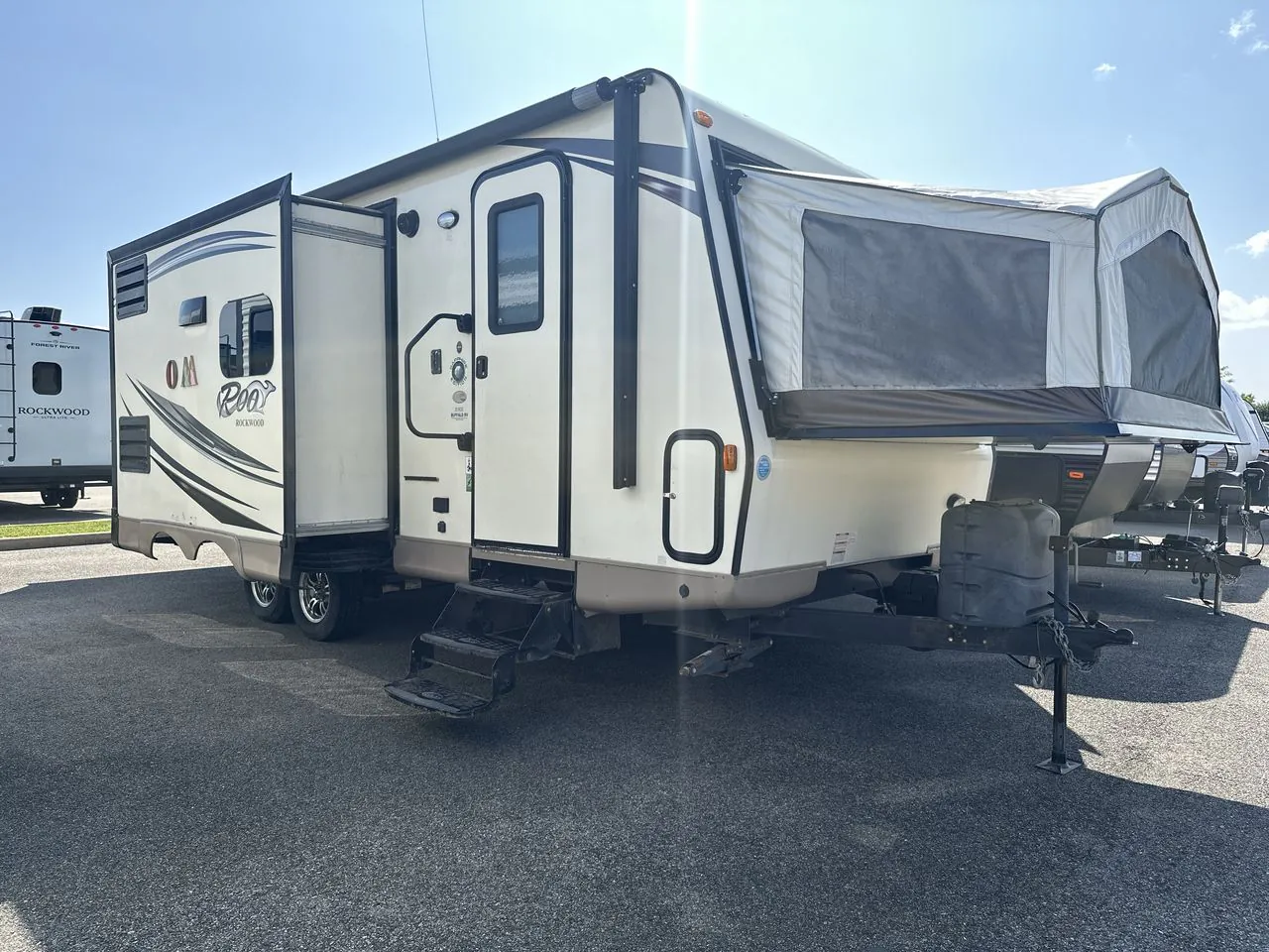 2016 Forest River Rockwood Roo 23IKSS
