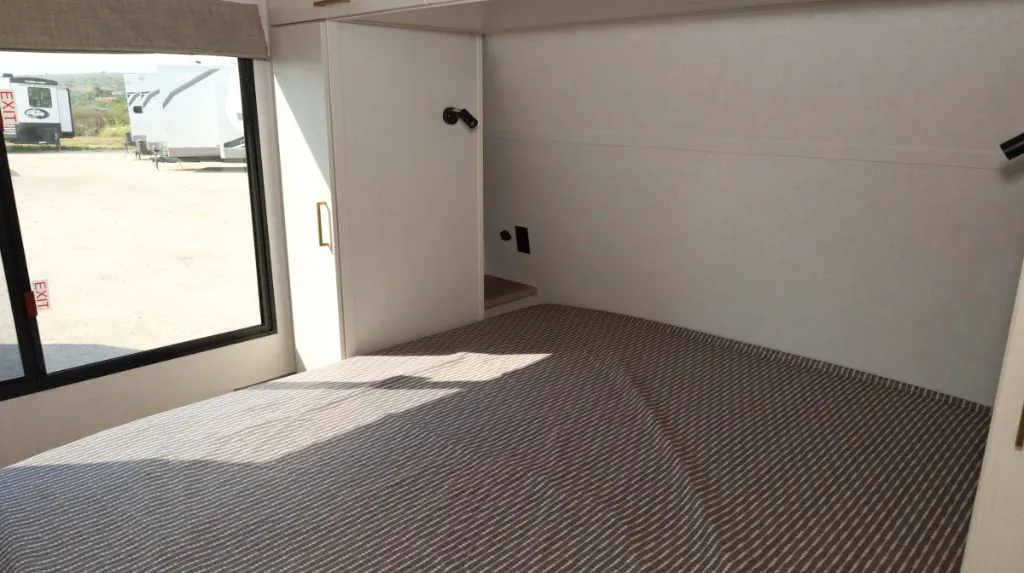 2027 Forest River Vibe 3400BH, Photos photo 26