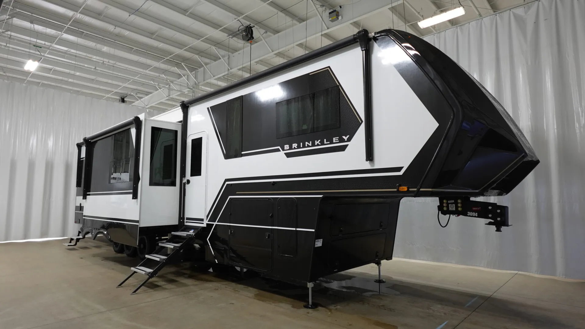 2026 Brinkley Model G 3970 - Photo 2