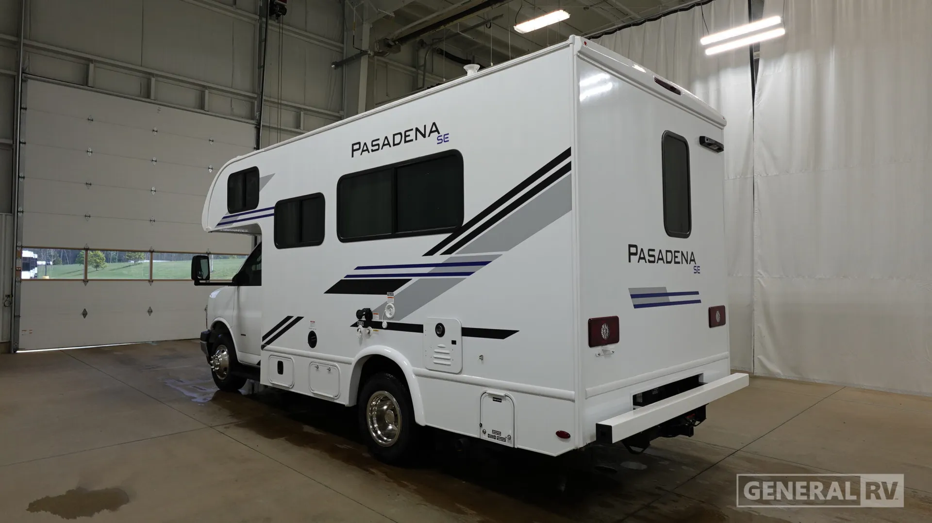 2026 Thor Motor Coach Pasadena SE SX19 Chevy - Photo 4