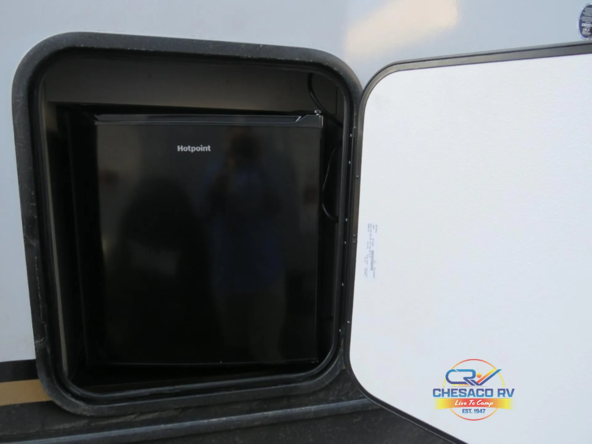 2025 Forest River Vibe 2800RL - Photo 4